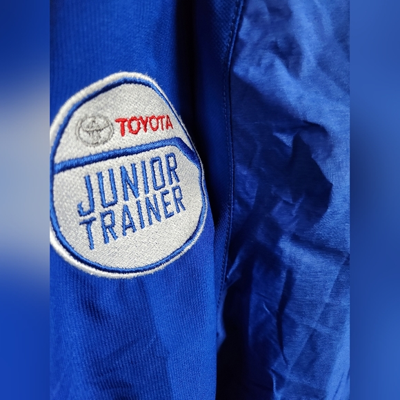 Adidas Junior trainer jacket. - Picture 2 of 5